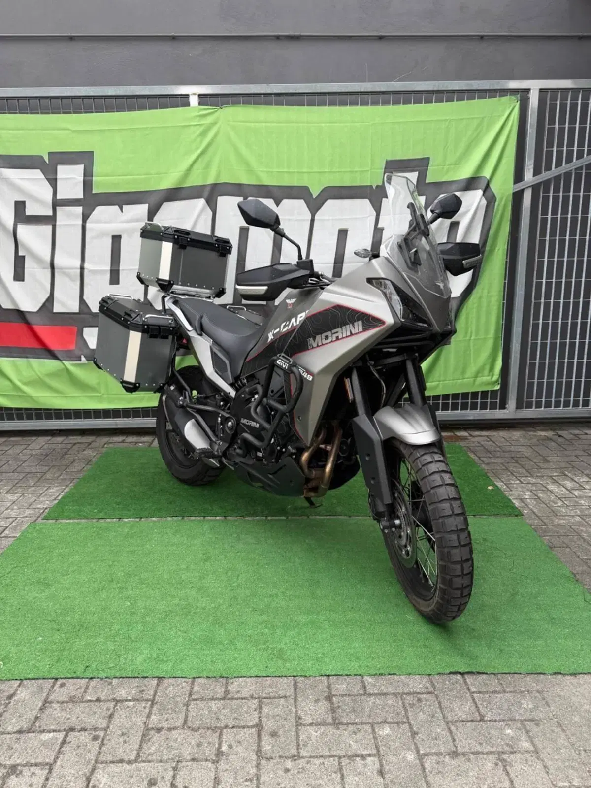 Moto Morini X-Cape 650 (2021 - 26) (3)