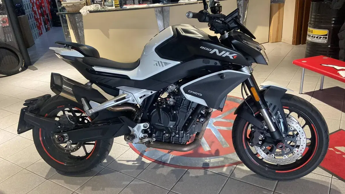CFMOTO 800NK Advanced (2023 - 26) (2)