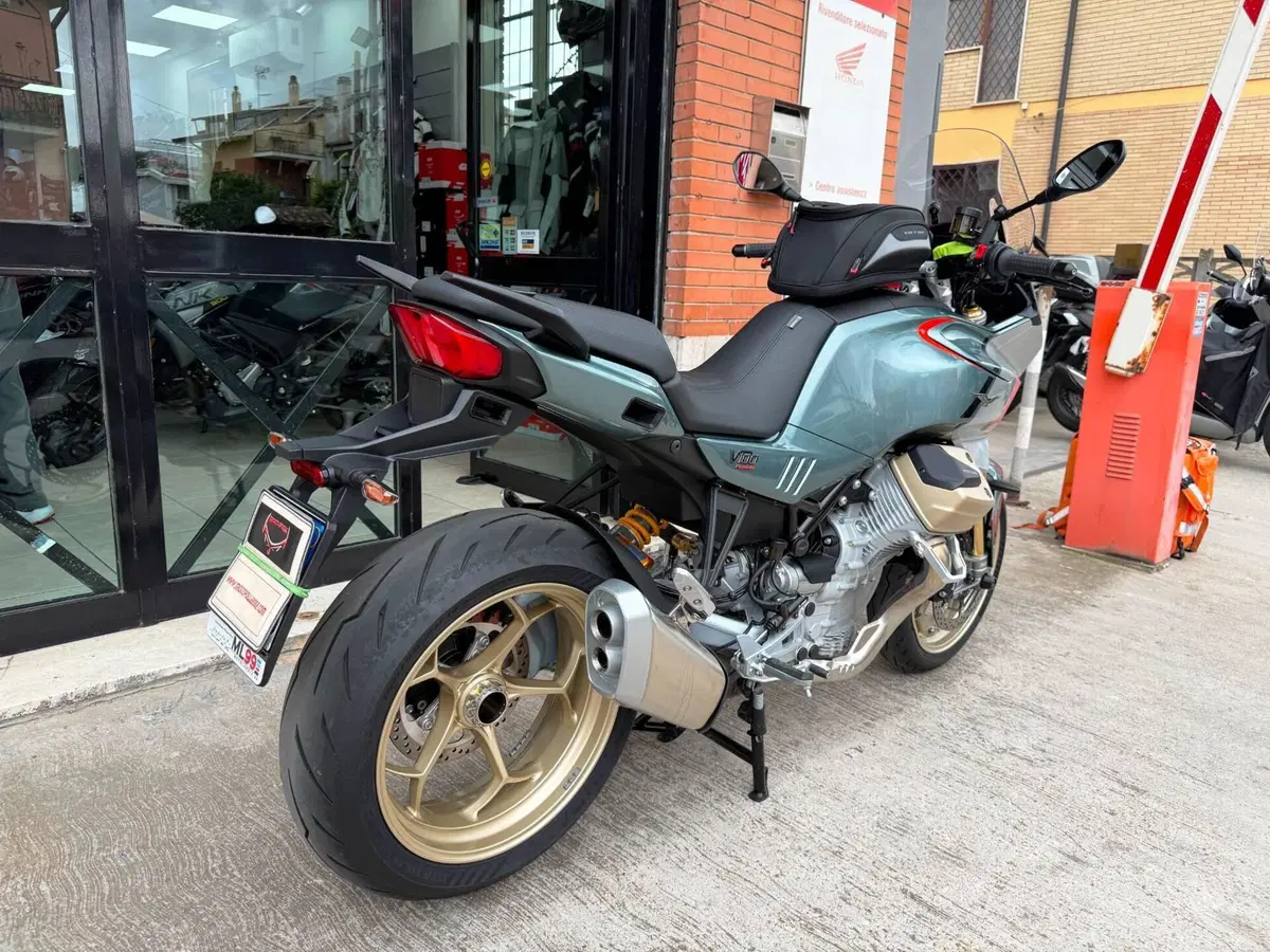 Moto Guzzi V100 Mandello S (2025 - 26) (8)