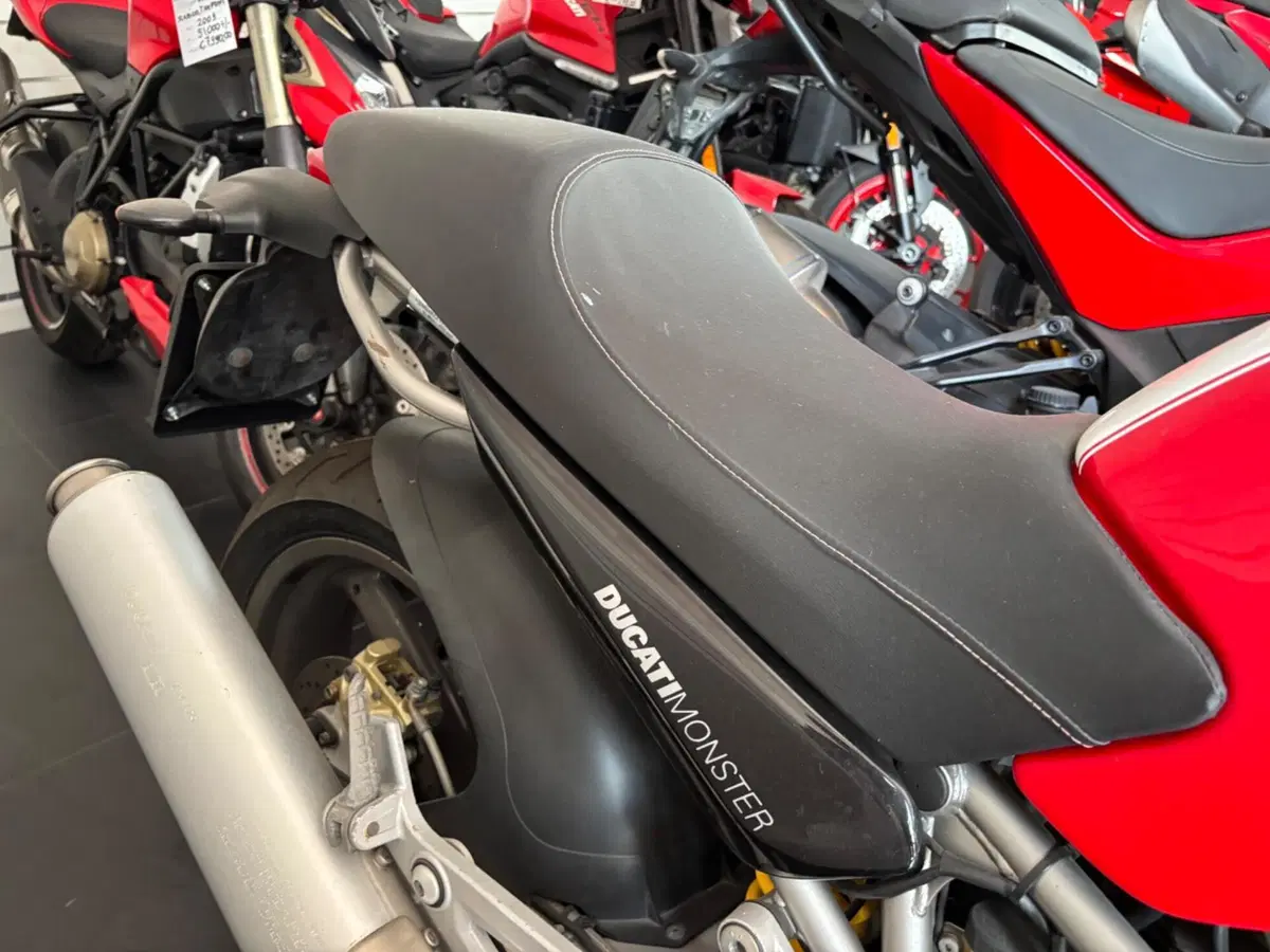 Ducati Monster 620 (2003 - 06) (7)
