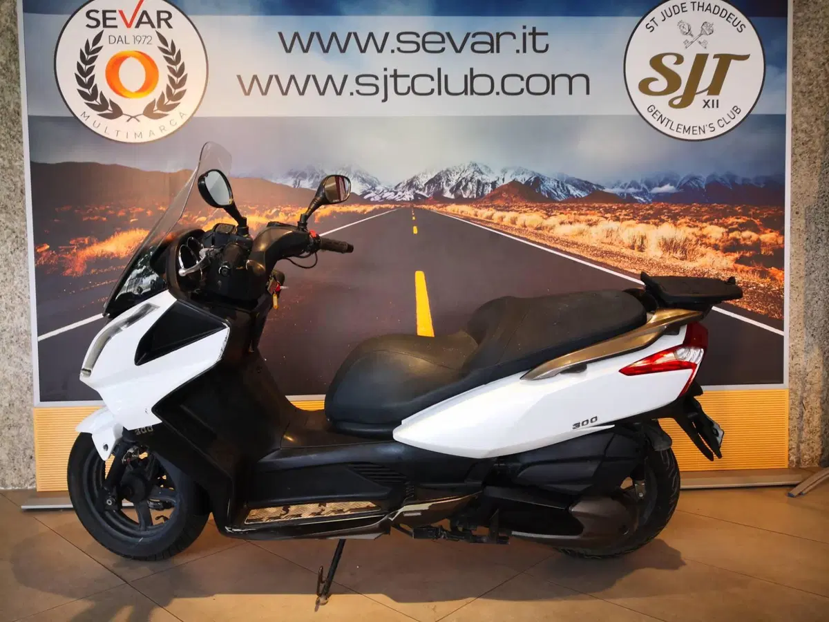 Kymco Downtown 300i ABS (2009 - 17) (7)