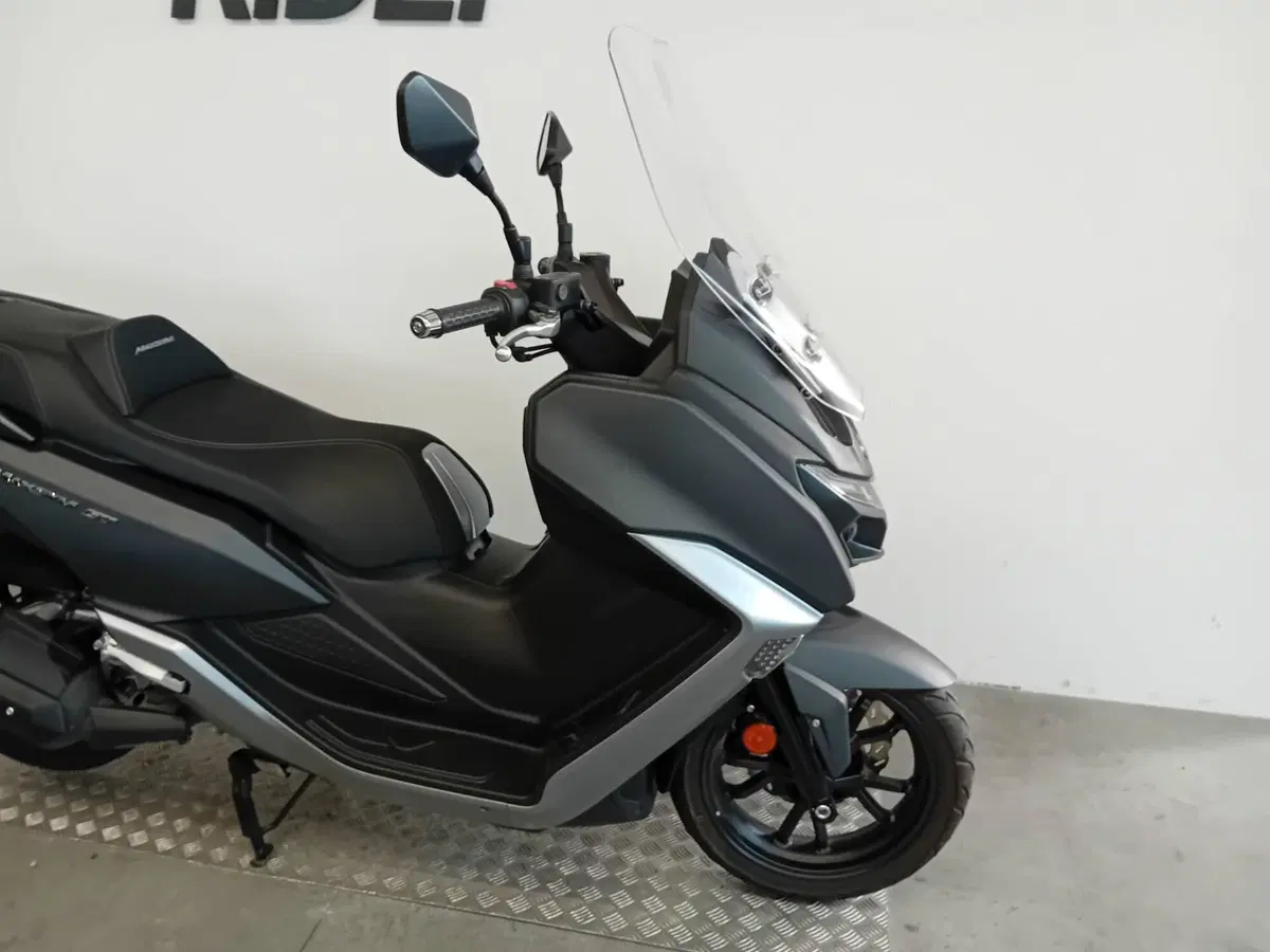 Sym Maxsym 400 GT (2024 - 26) (6)