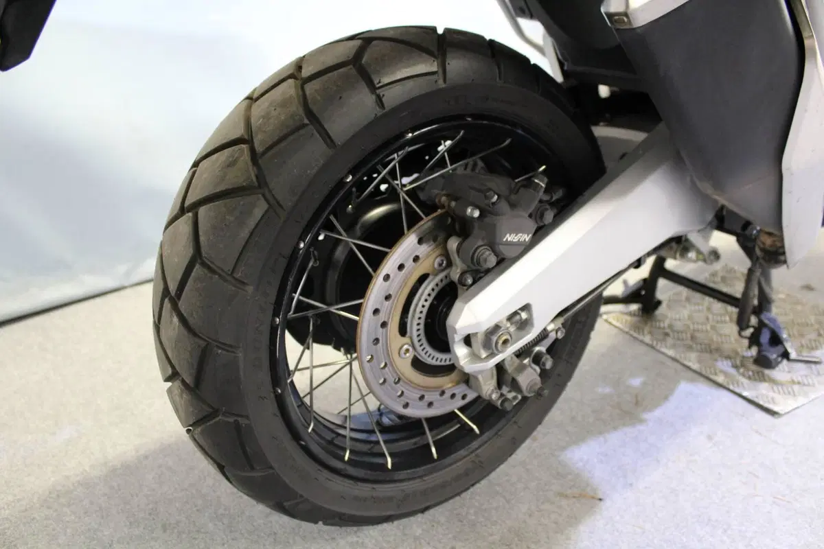 Honda X-ADV 750 Travel Edition (2018 - 20) (6)
