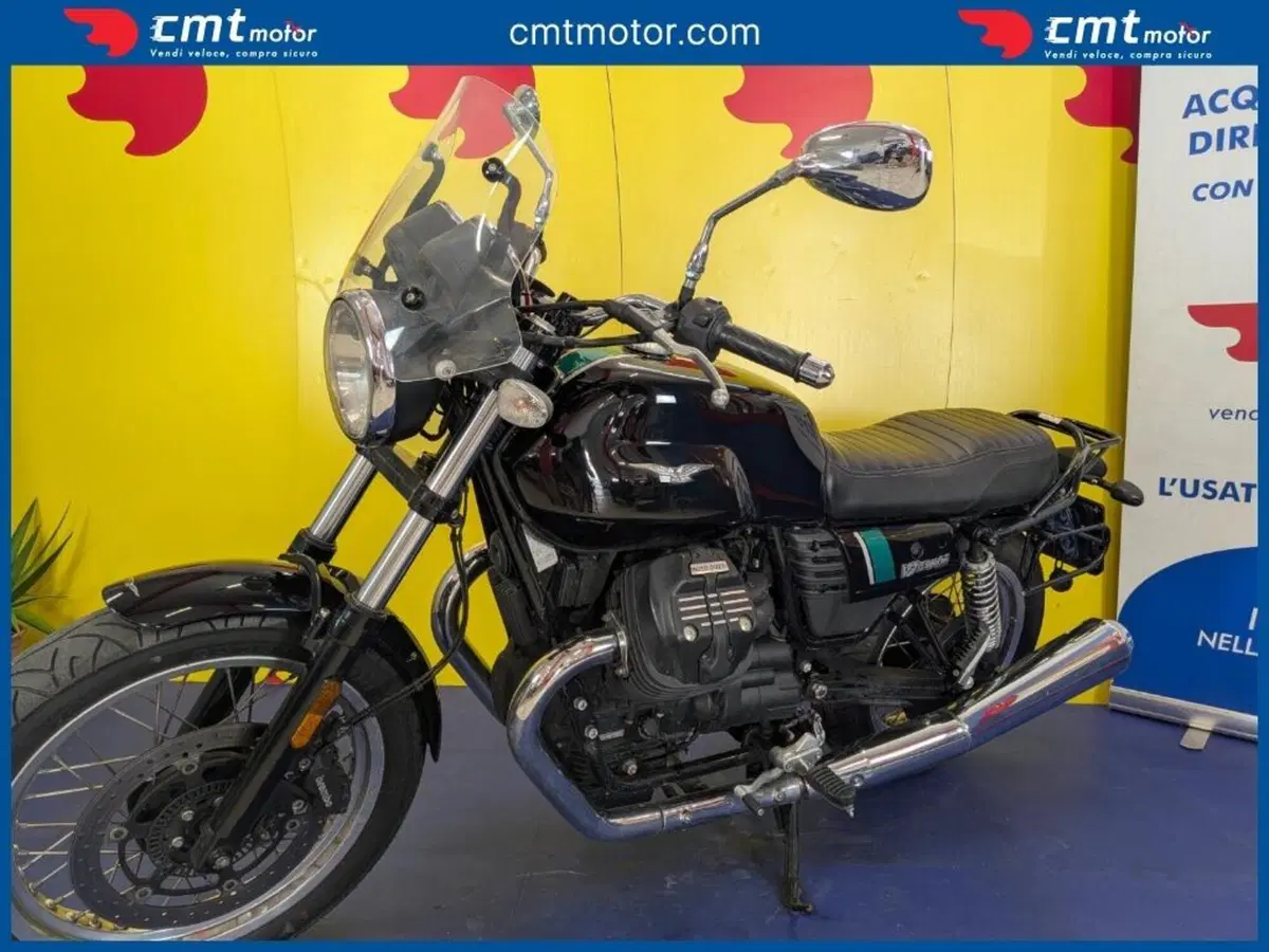 Moto Guzzi V7 III Special (2017 - 20) (2)