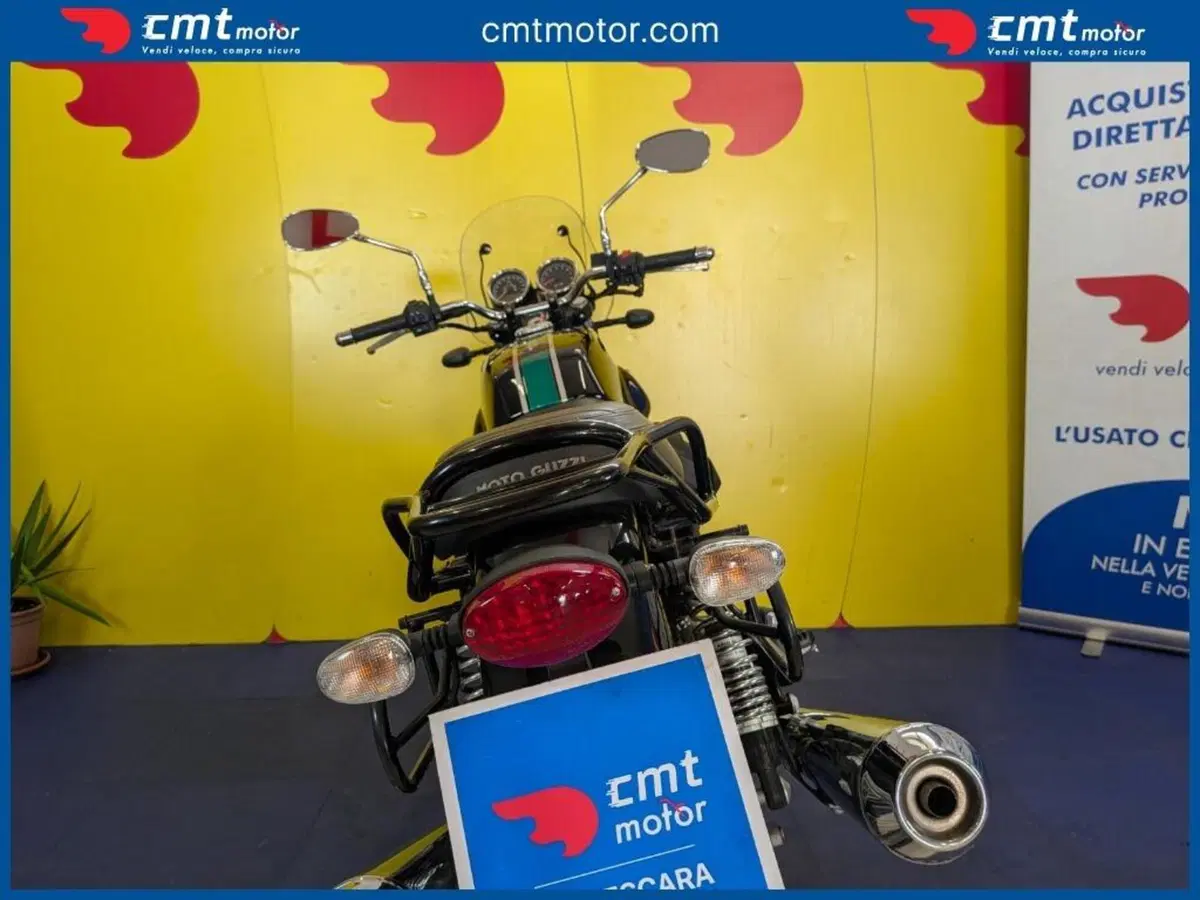 Moto Guzzi V7 III Special (2017 - 20) (8)