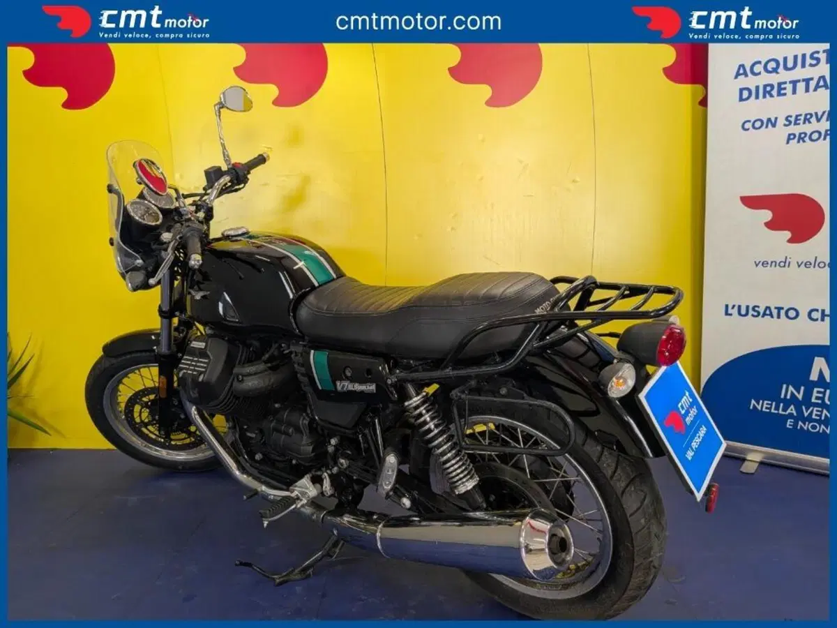 Moto Guzzi V7 III Special (2017 - 20) (9)