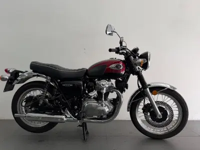 Kawasaki W 800 (2021 - 26) usata