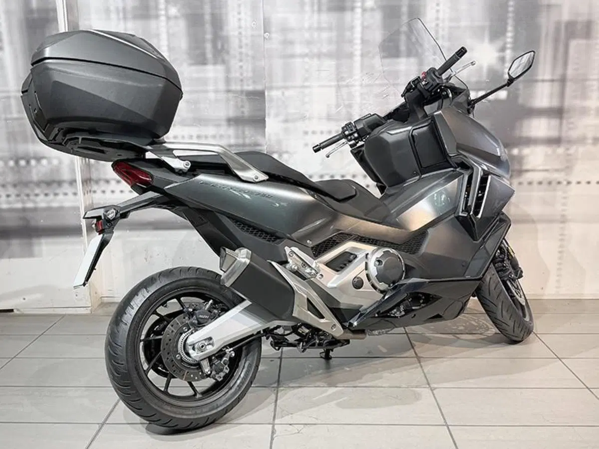 Honda Forza 750 DCT (2021 - 24) (7)