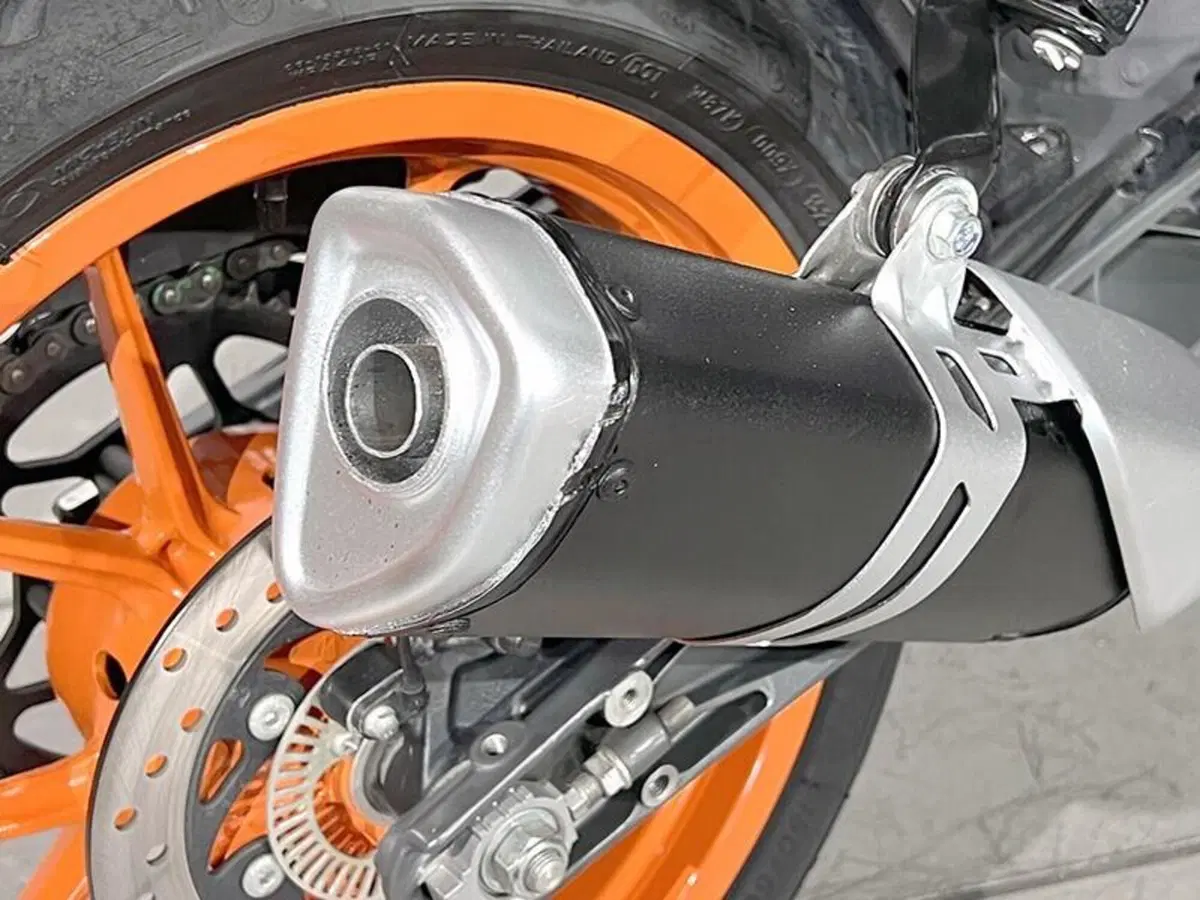 KTM 125 Duke (2021 - 23) (3)