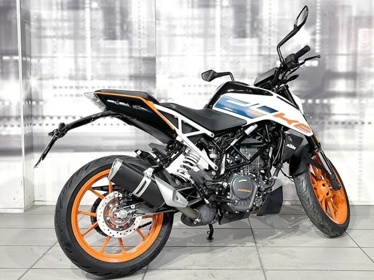KTM 125 Duke (2021 - 23) (8)