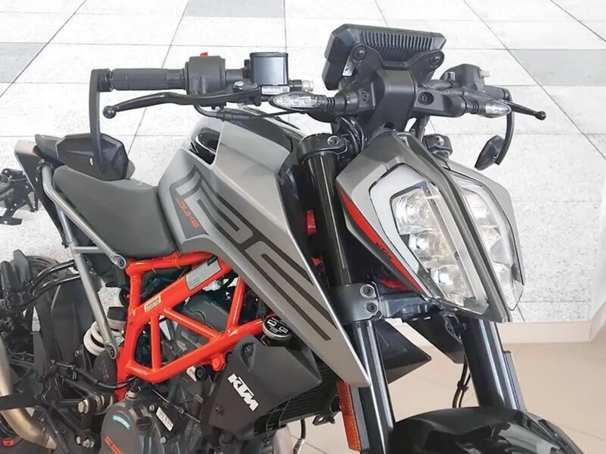 KTM 125 Duke (2021 - 23) (7)