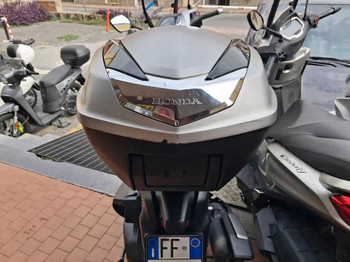 Honda SH 350 Sport (2021 - 24) (4)