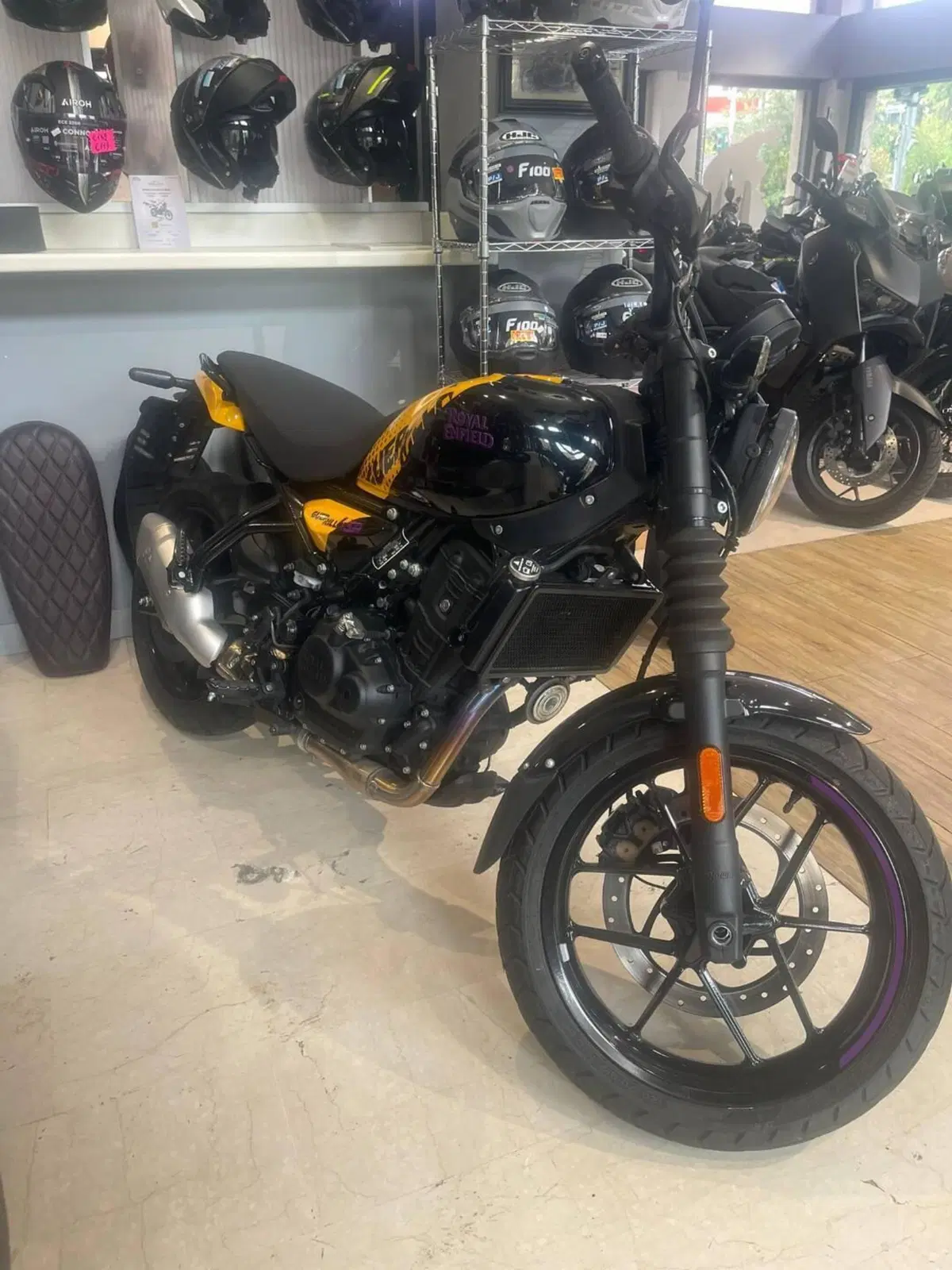 Royal Enfield Guerrilla 450 (2024 - 26) (4)