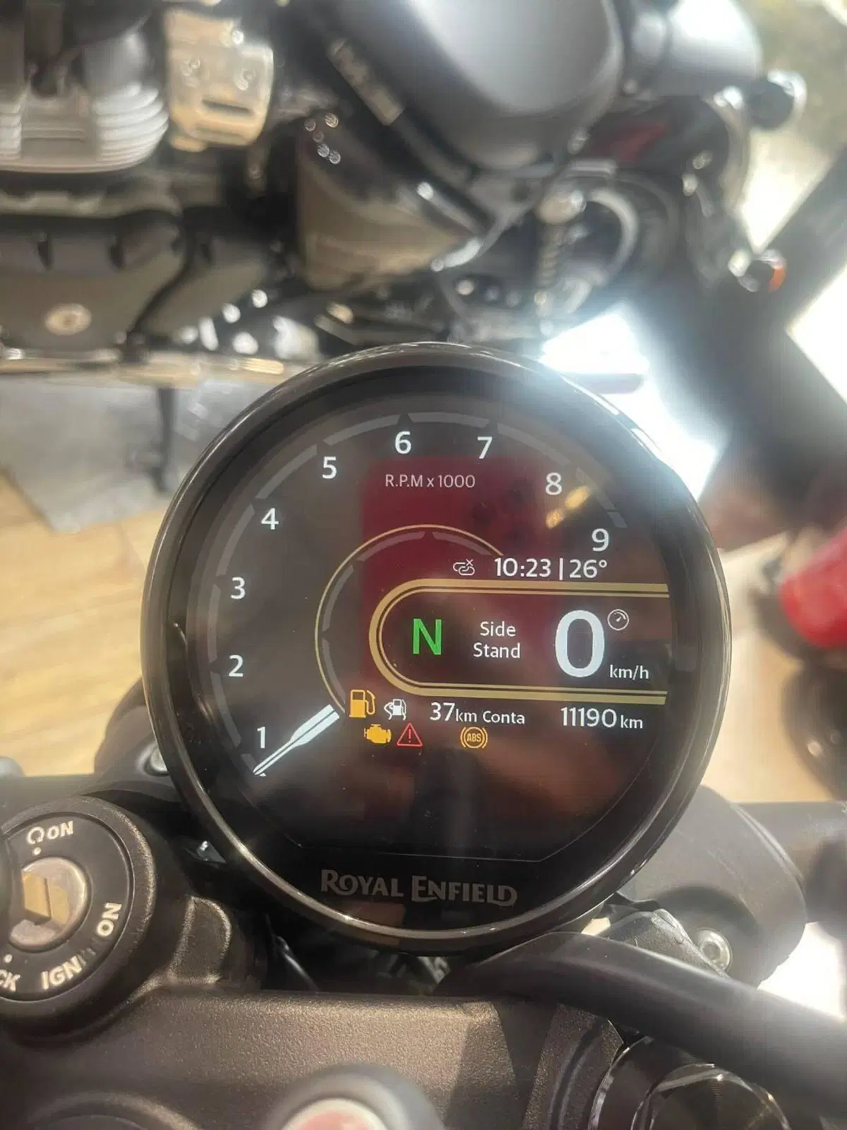 Royal Enfield Guerrilla 450 (2024 - 26) (9)