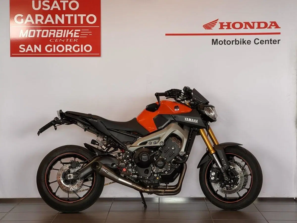 Yamaha MT-09 (2013 - 15) (3)