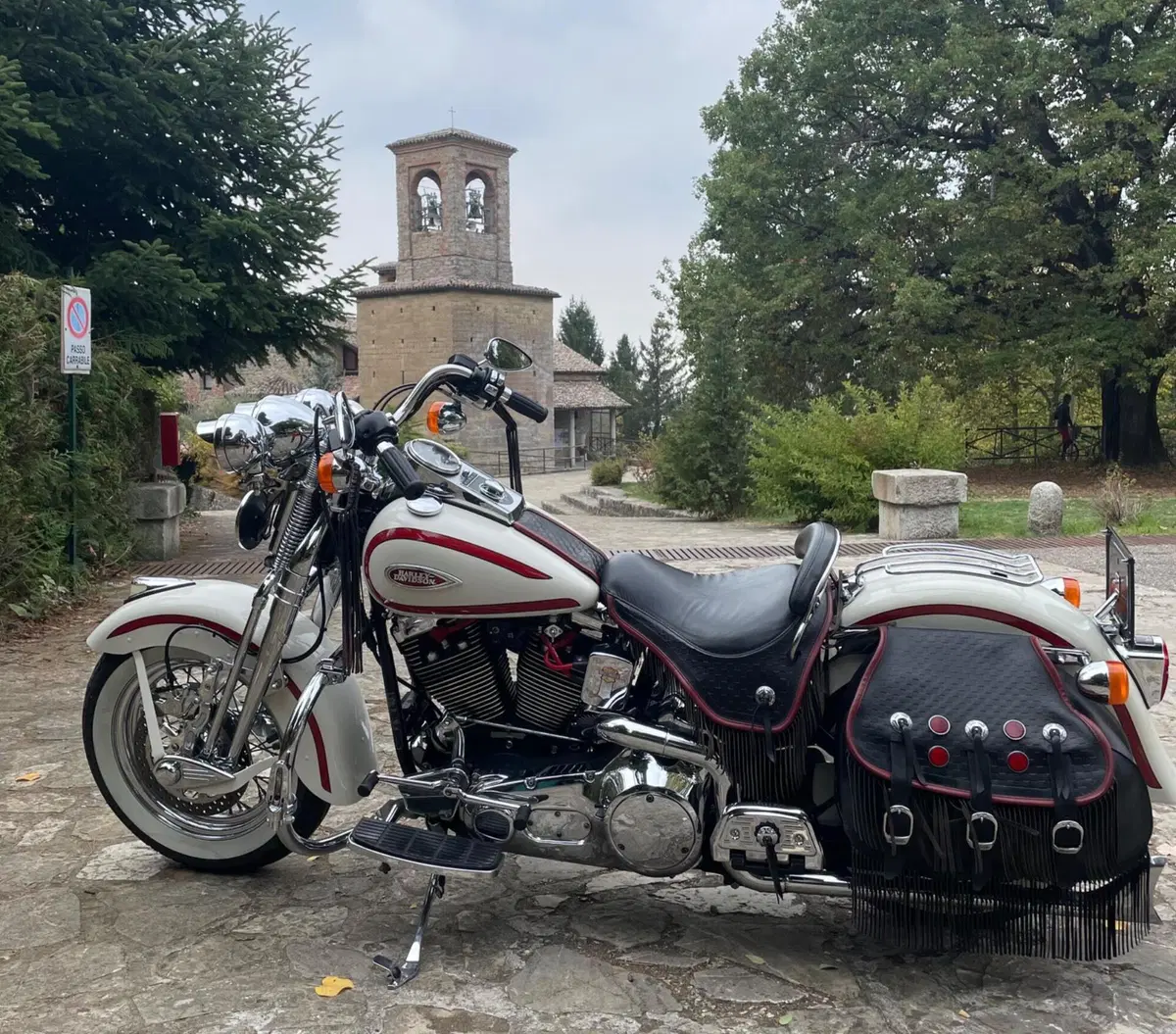 Harley-Davidson 1340 Heritage Springer (1997 - 99) - FLSTS (4)