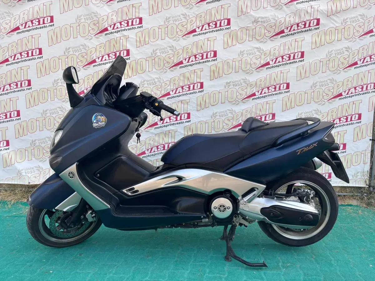 Yamaha T-Max 500 (2008 - 12) (2)