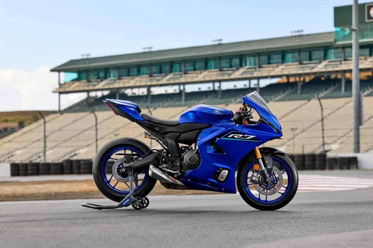 Yamaha YZF R7 (2026) (6)