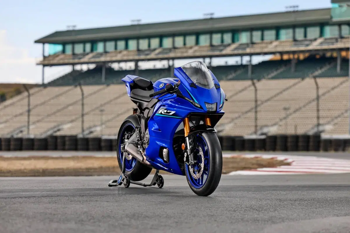 Yamaha YZF R7 (2026) (7)