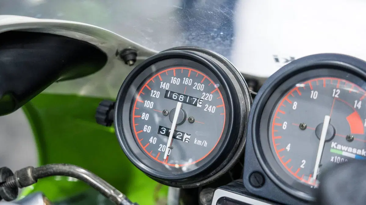 Kawasaki ZXR 400 (1999 - 02) (20)