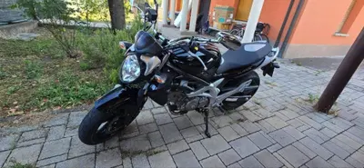 Suzuki Gladius 650 SFV (2009 - 15) usata