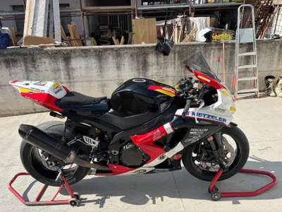 Suzuki GSX-R1000 (2006 - 08) usata