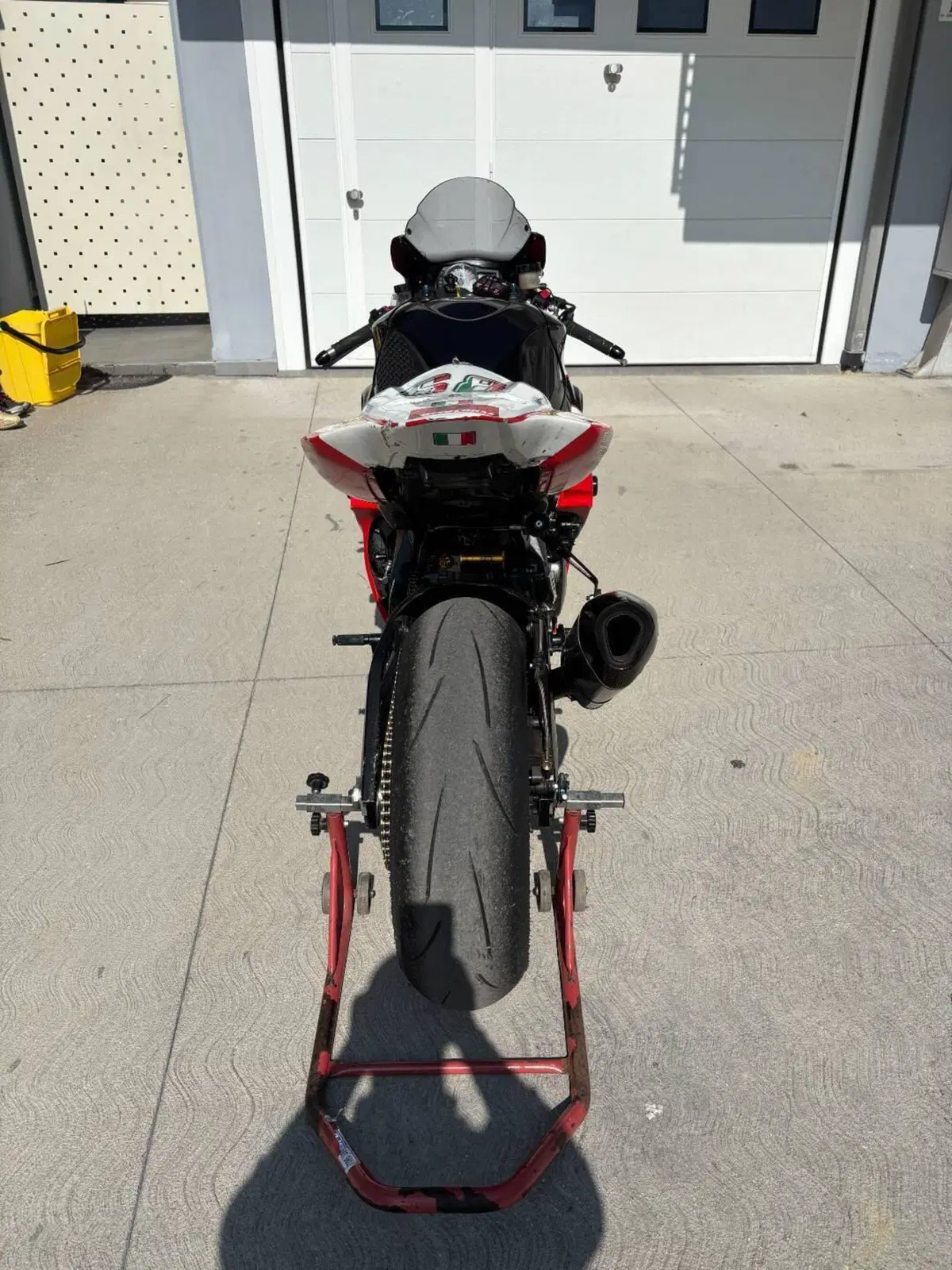 Suzuki GSX-R1000 (2006 - 08) (4)