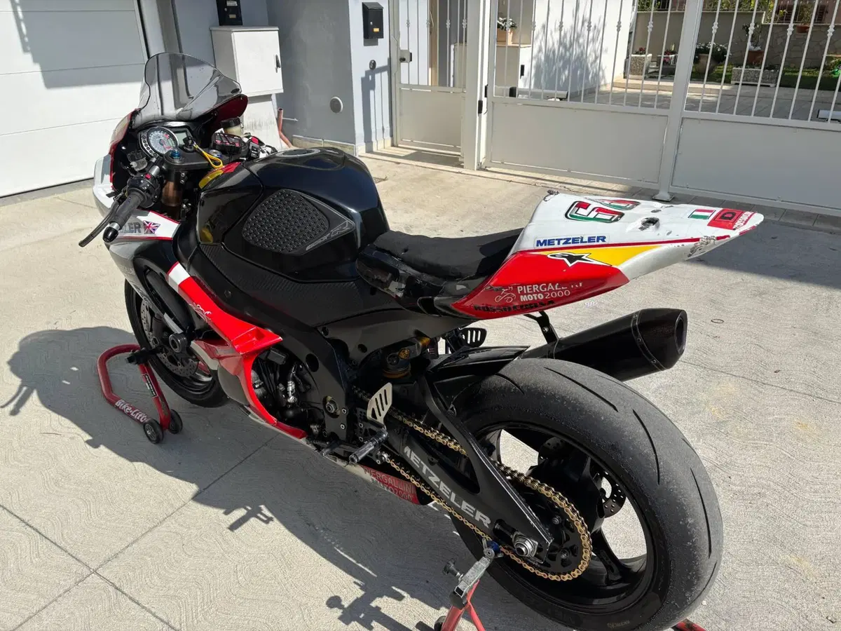 Suzuki GSX-R1000 (2006 - 08) (8)