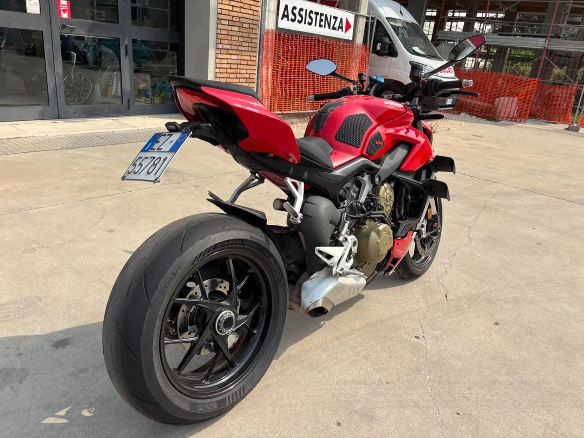 Ducati Streetfighter V4 1100 (2021 - 22) (8)