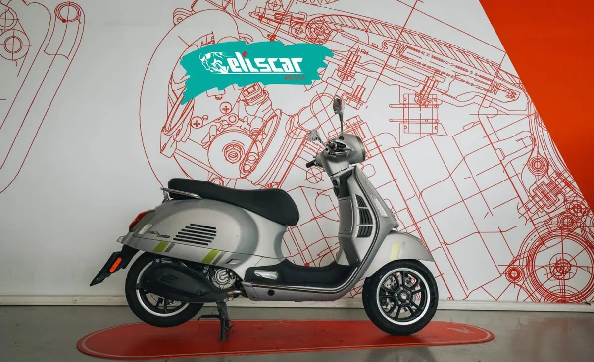 Vespa GTS 300 Super (2023 - 24)