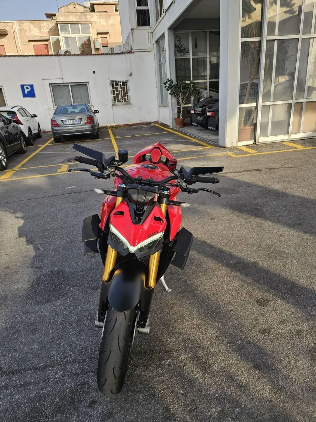 Ducati Streetfighter V4 S (2023 - 24) (3)