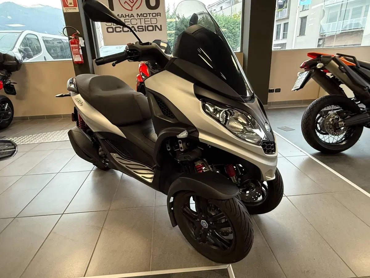 Piaggio MP3 300 ABS Hpe (2021 - 24)