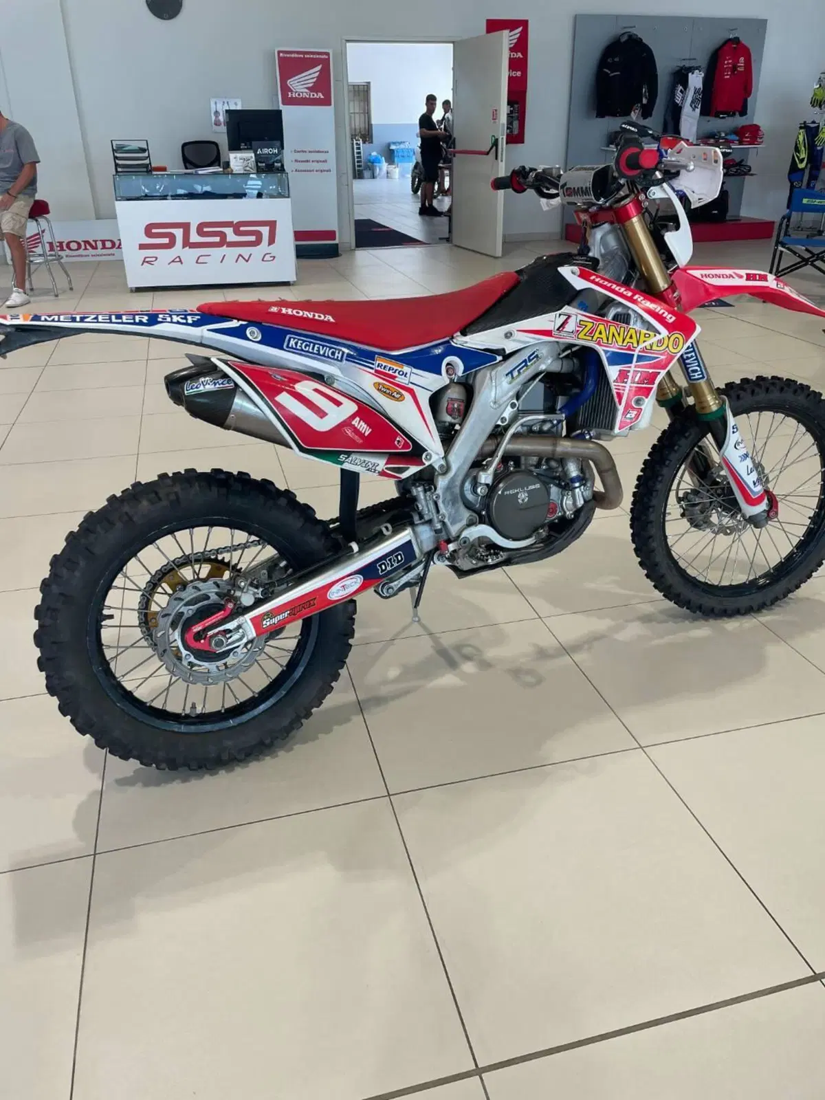 Honda CRF 450R (2013) (2)