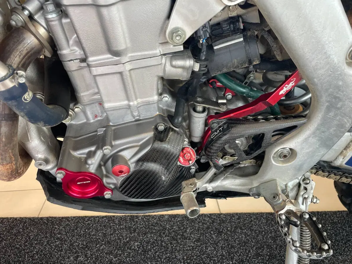 Honda CRF 450R (2013) (7)