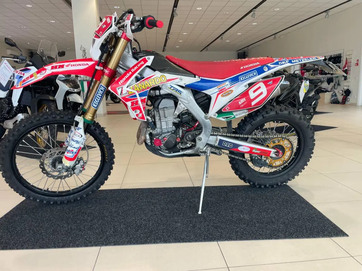 Honda CRF 450R (2013) (8)