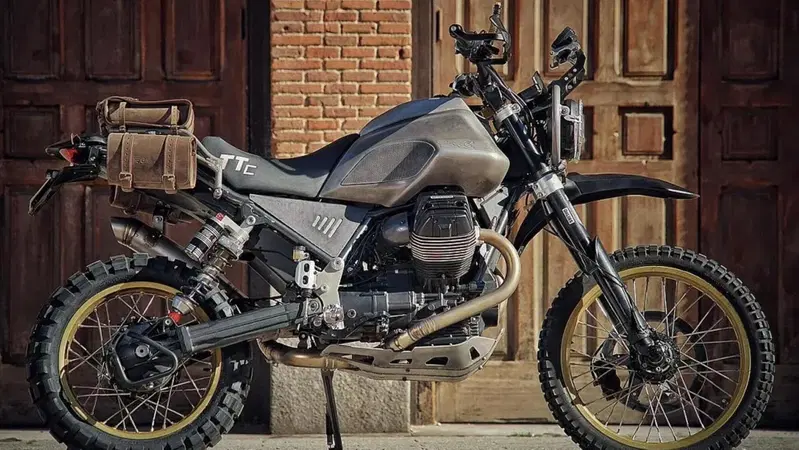 Una V85 TT da Dakar: la Moto Guzzi che sognavamo esiste gi&agrave;?