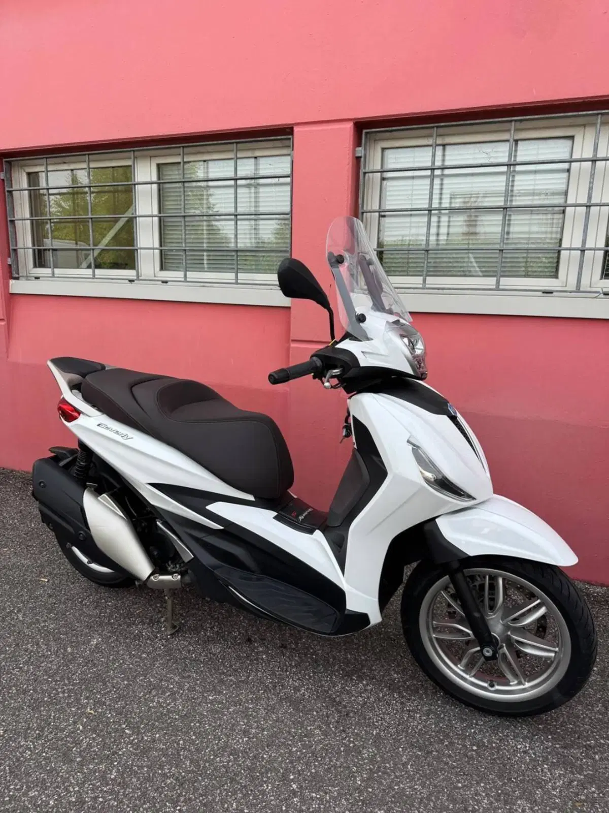 Piaggio Beverly 400 ABS-ASR (2021 - 24) (2)