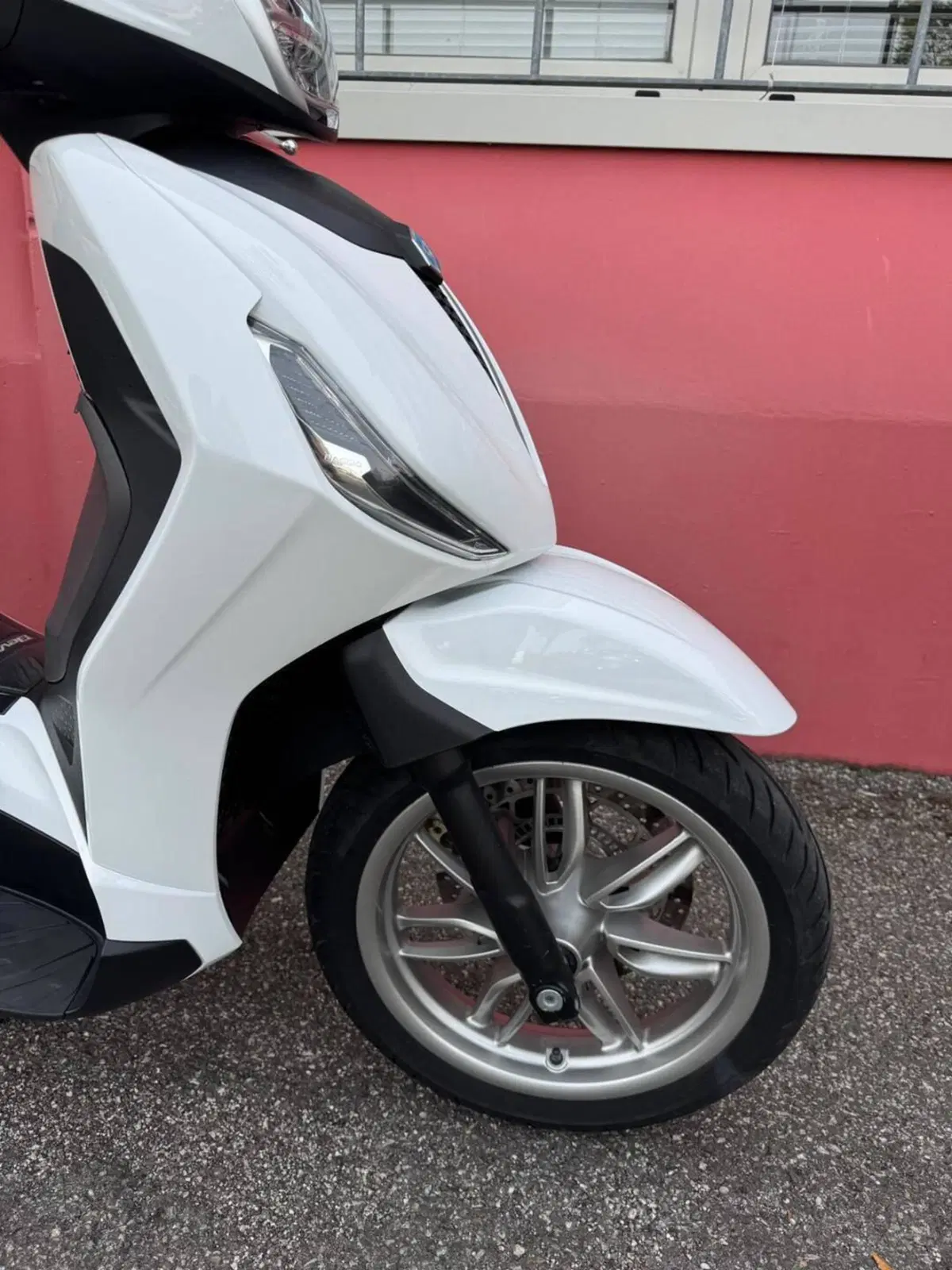 Piaggio Beverly 400 ABS-ASR (2021 - 24) (6)