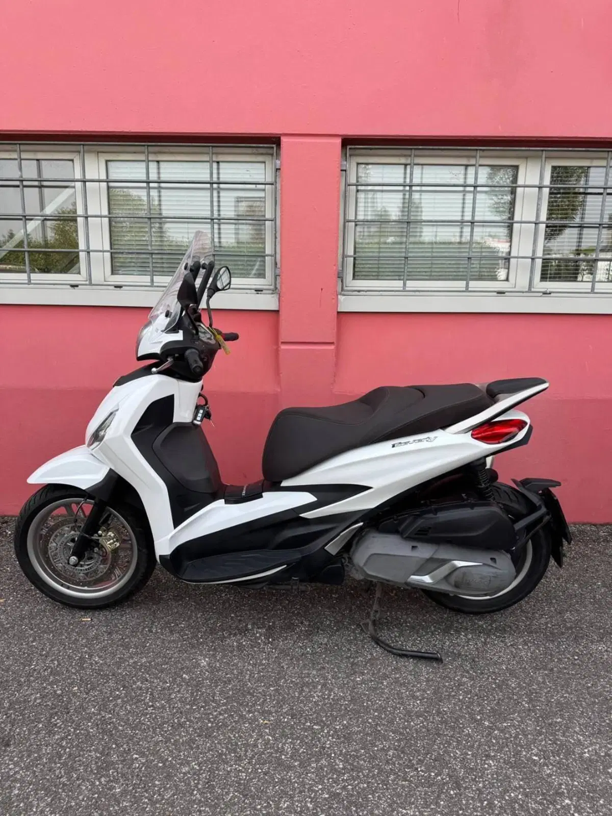 Piaggio Beverly 400 ABS-ASR (2021 - 24) (7)