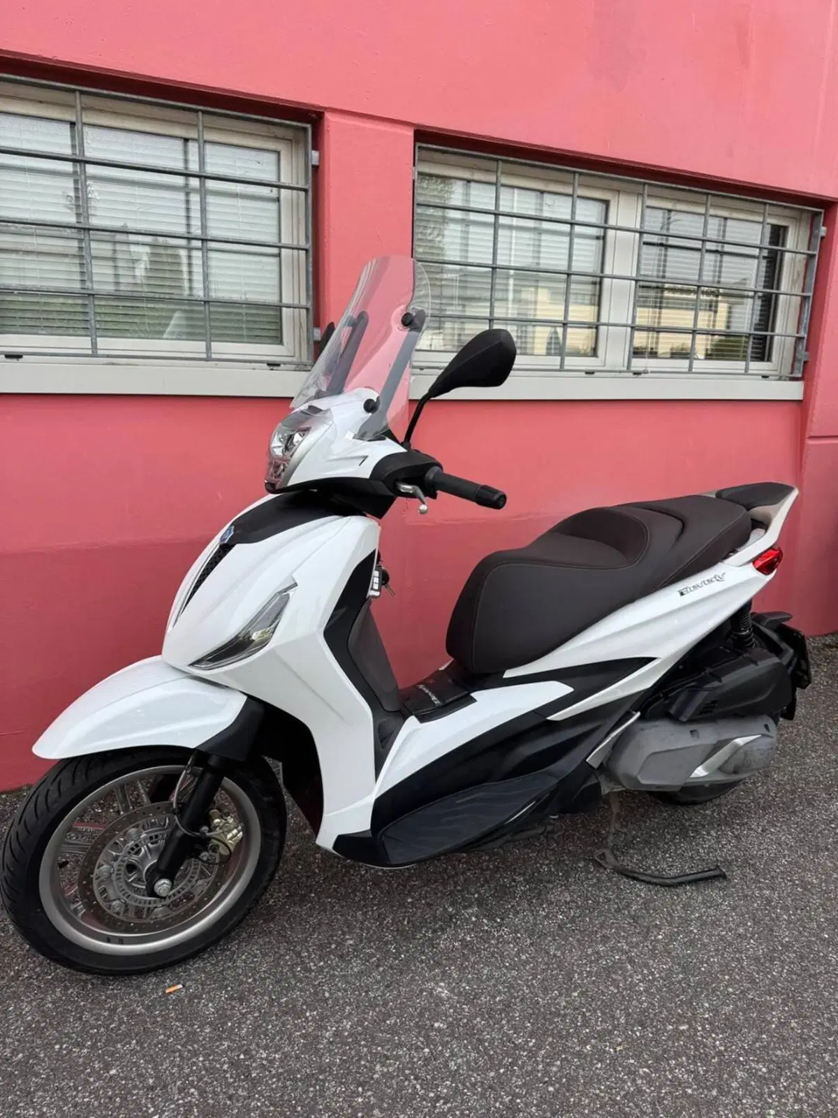 Piaggio Beverly 400 ABS-ASR (2021 - 24) (8)
