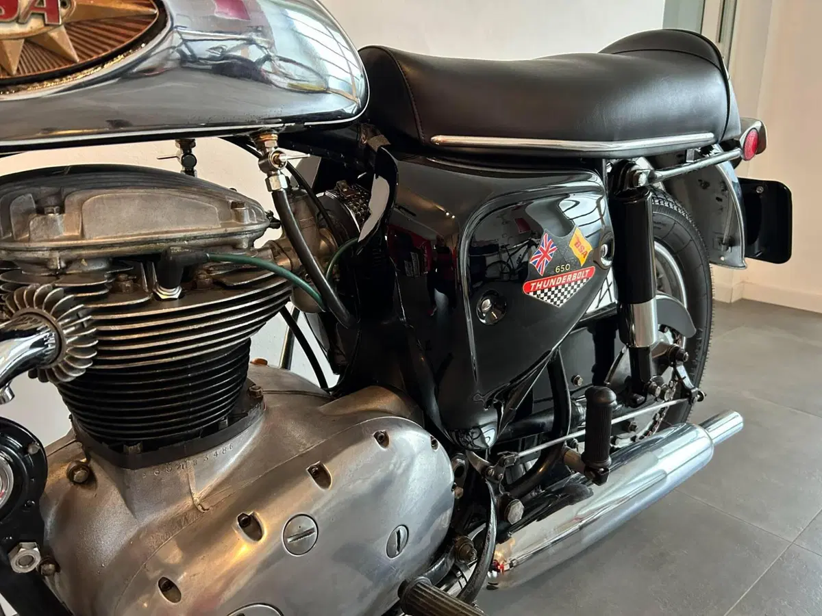 Bsa Thunderbolt T65 (4)