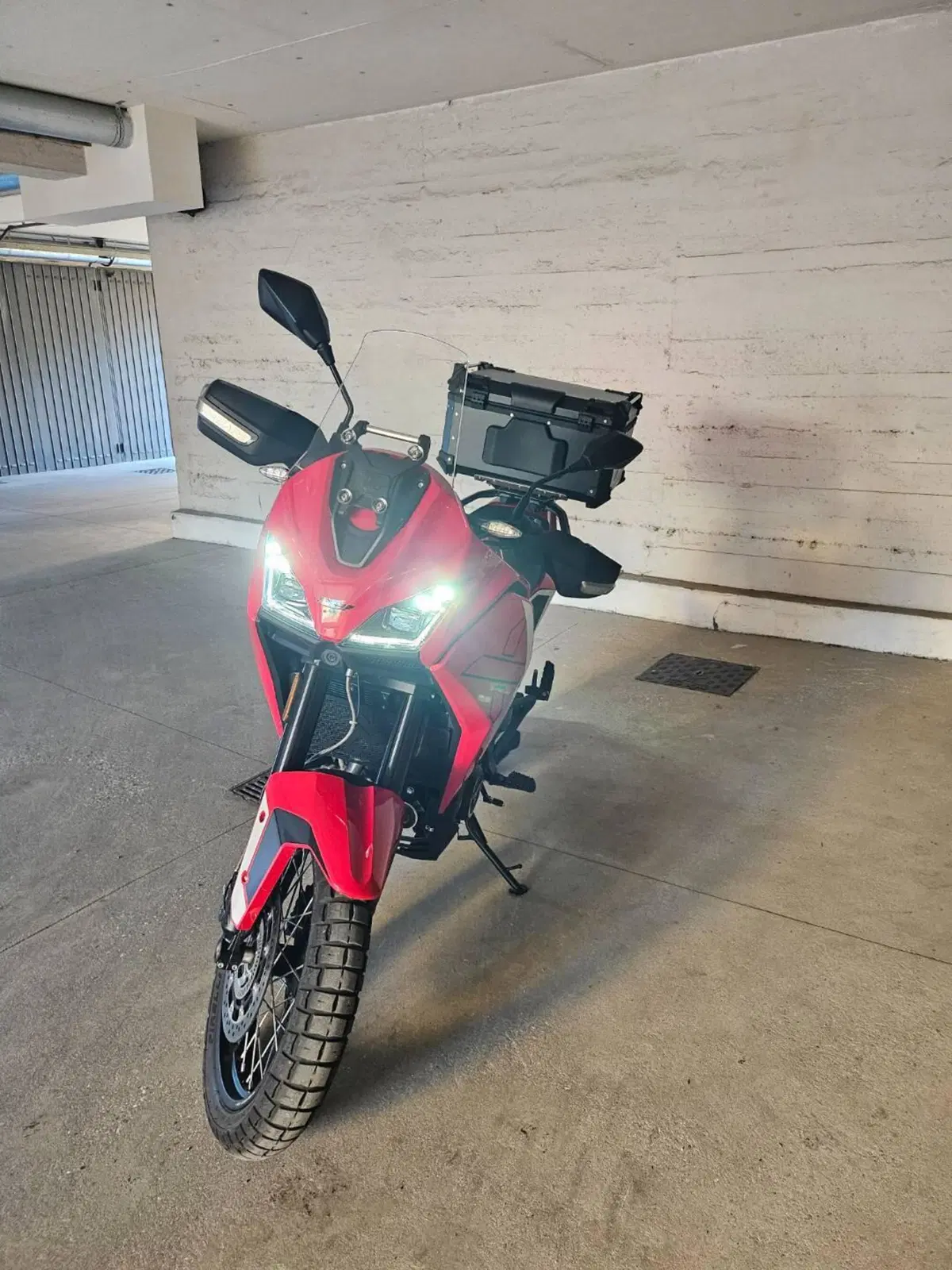 Moto Morini X-Cape 700 (2025 - 26) (5)