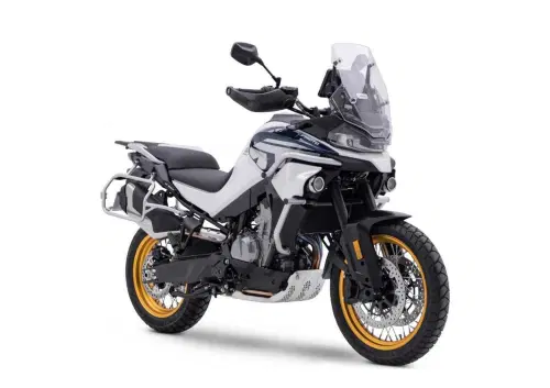 CFMOTO 800MT