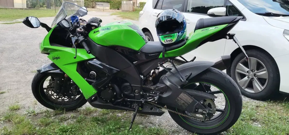 Kawasaki Ninja 1000 ZX-10R (2008 - 09) (2)