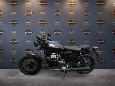 Moto Guzzi V9 Bobber (2021 - 25) usata