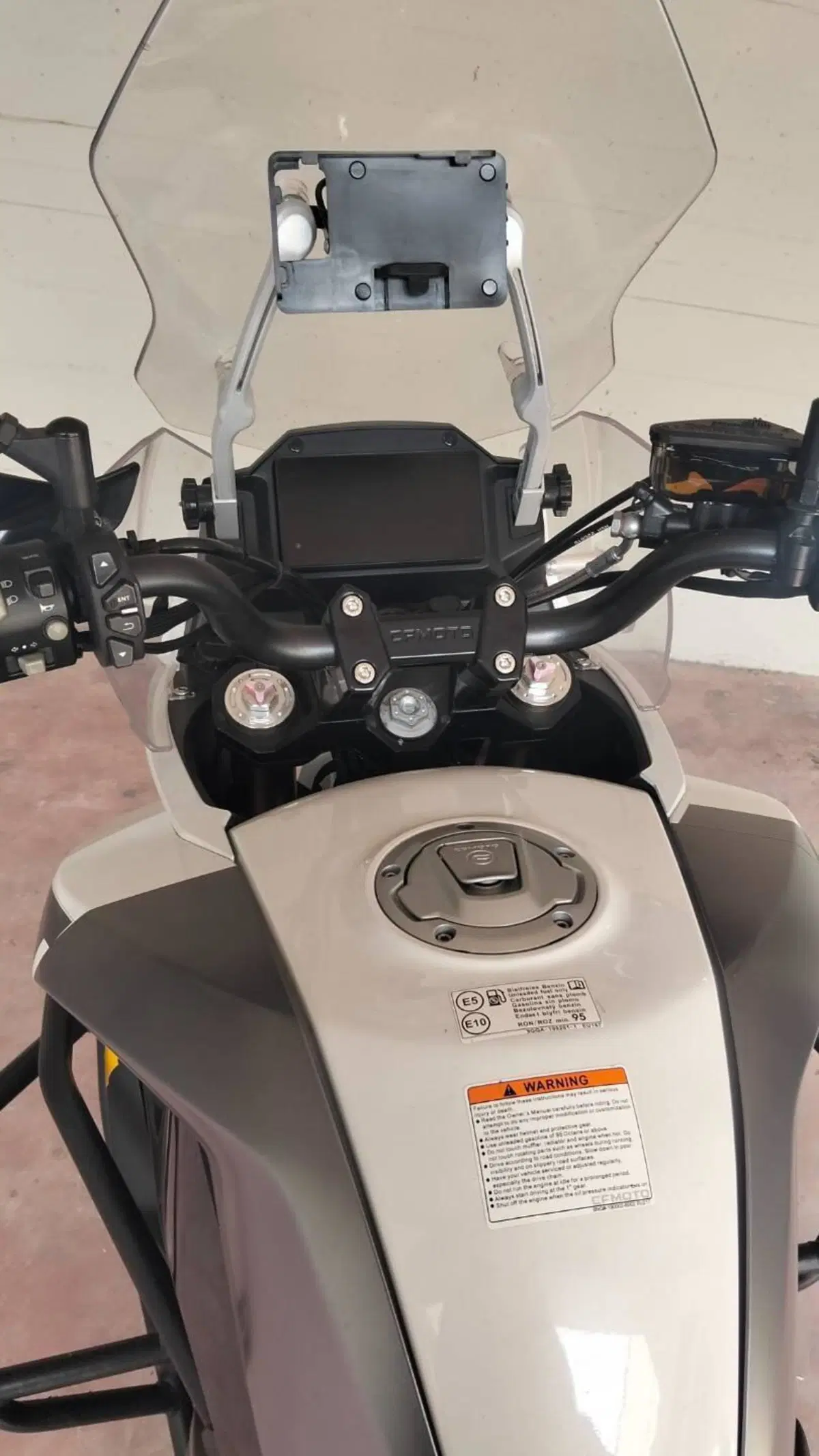 CFMOTO 650MT (2021 - 24) (4)