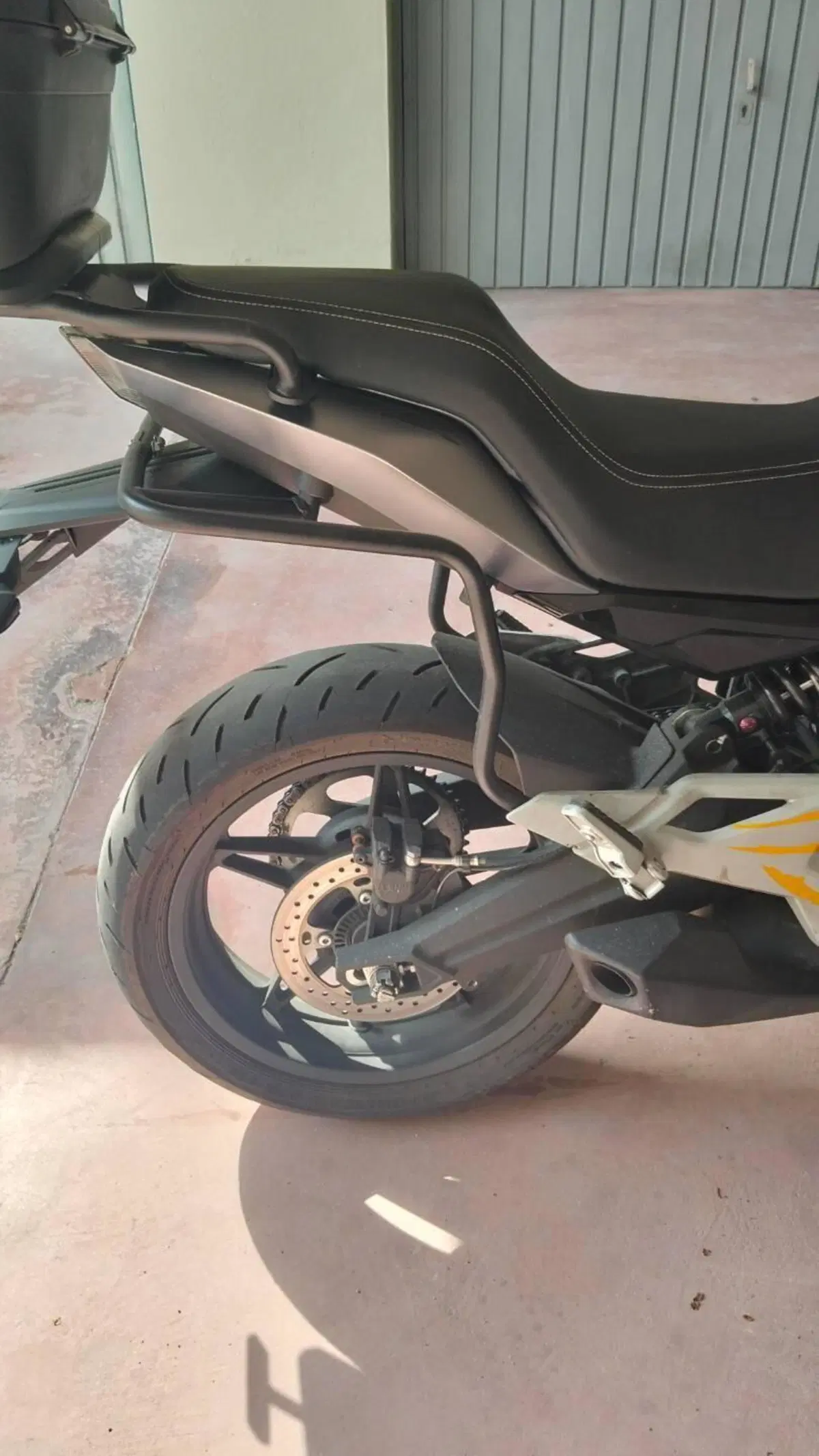 CFMOTO 650MT (2021 - 24) (9)