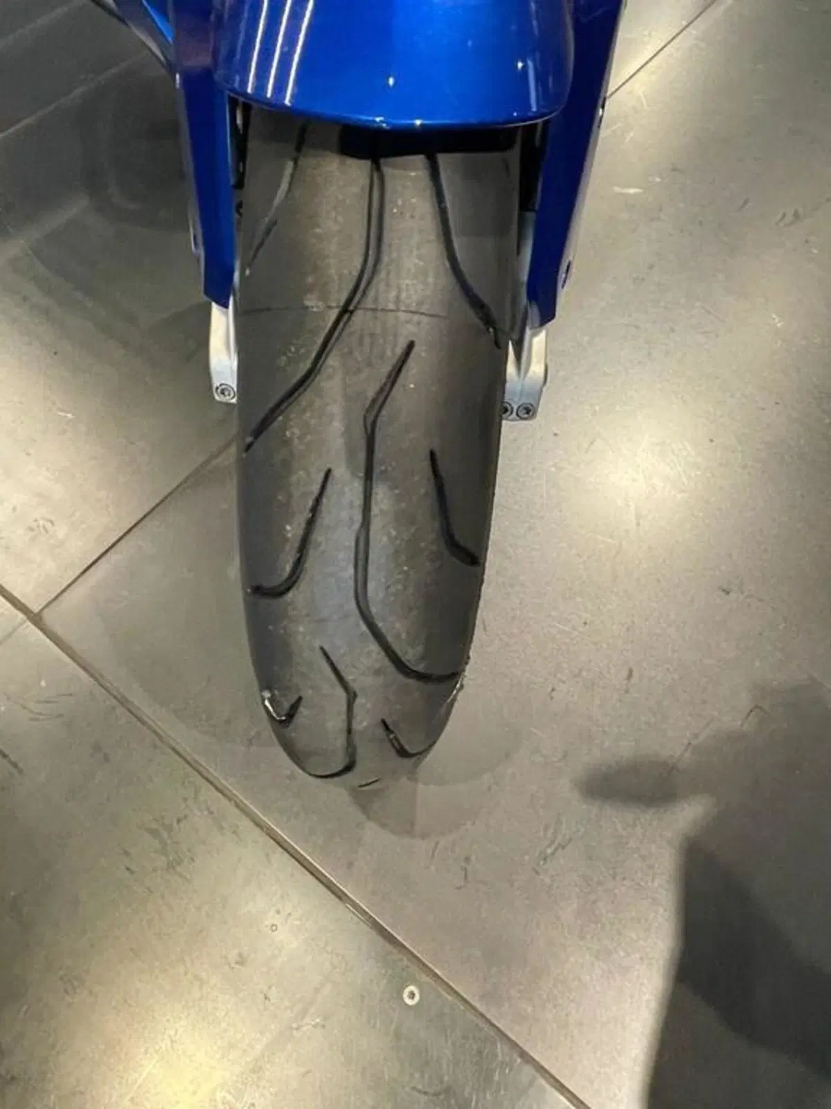 Bmw R 1250 R (2021 - 25) (2)