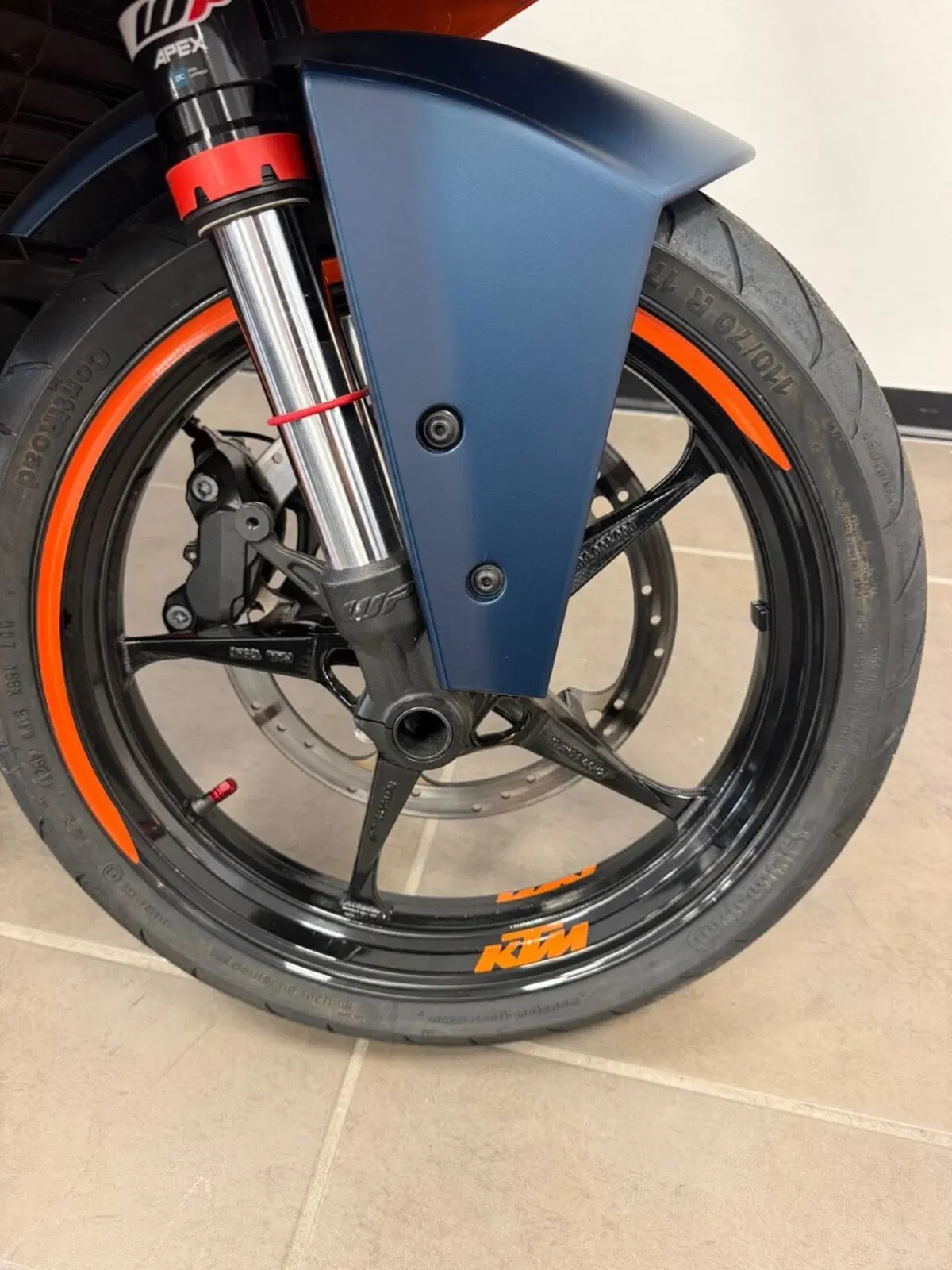KTM RC 390 (2022 - 26) (10)