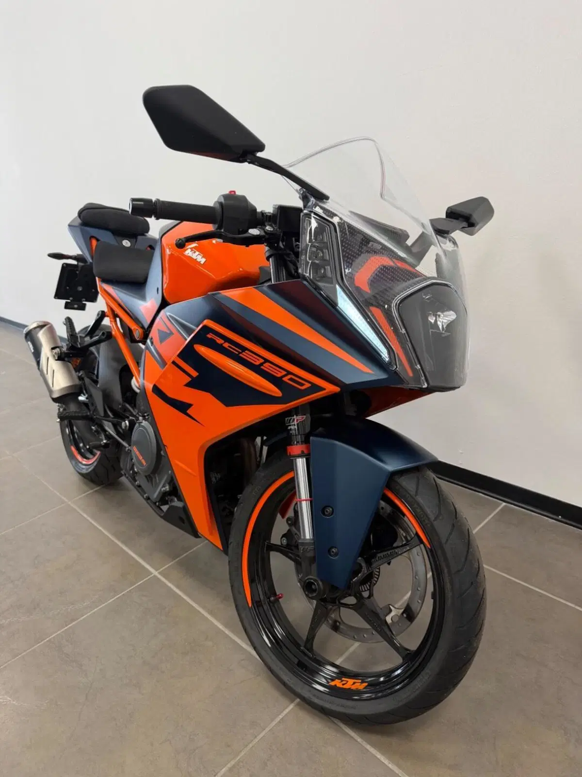 KTM RC 390 (2022 - 26) (5)